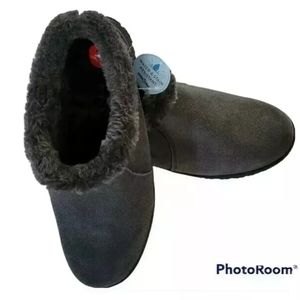 Minnetonka Suede Slip On Shoe Slipper Water Stain Resistant Fur Lined Grey